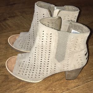 Toms booties!!